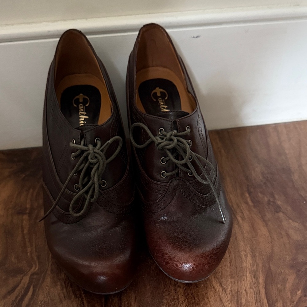 Earthies Dark Brown Leather Heels